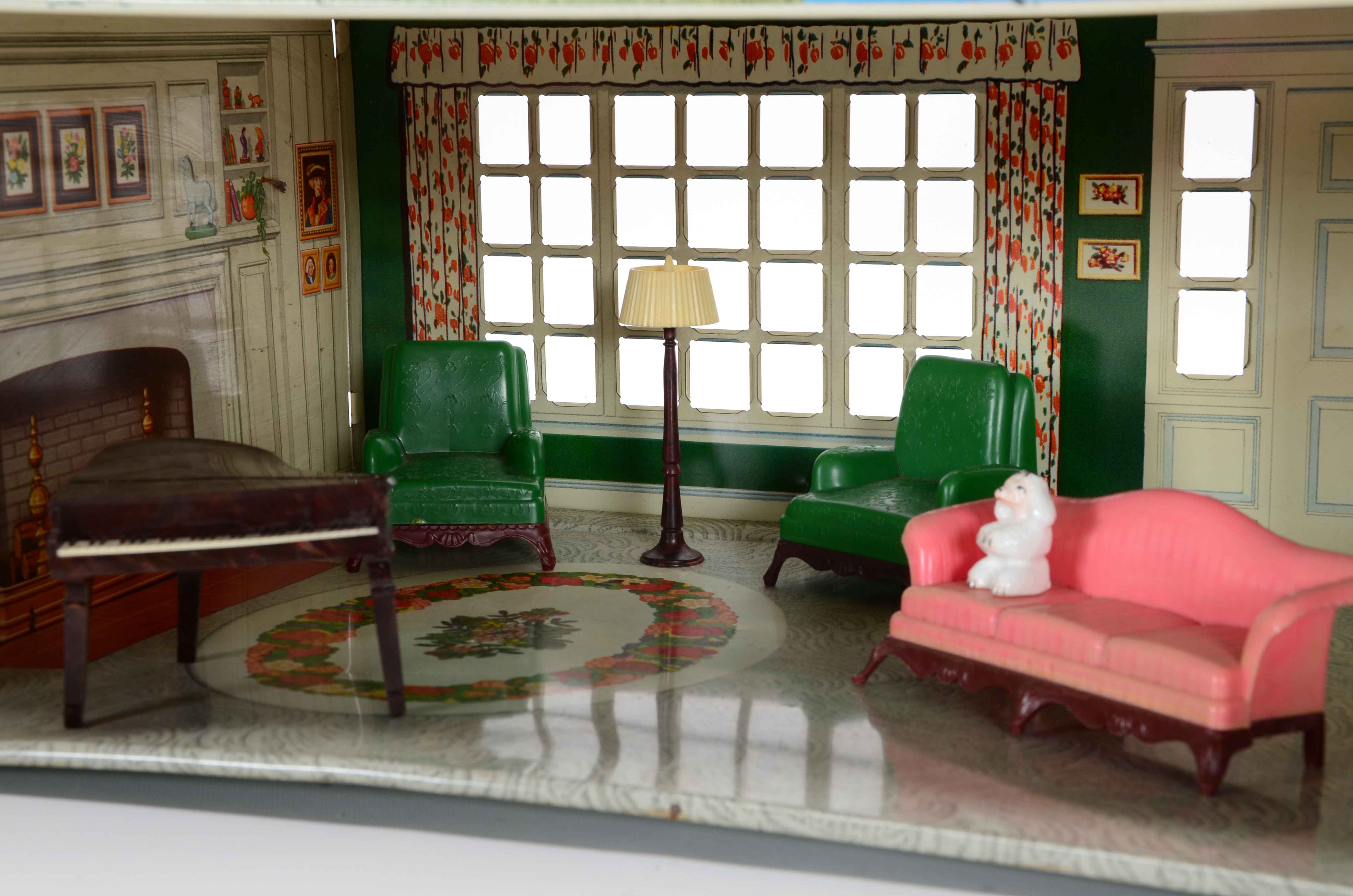 Marx Tin Litho Dollhouse with Furnishings