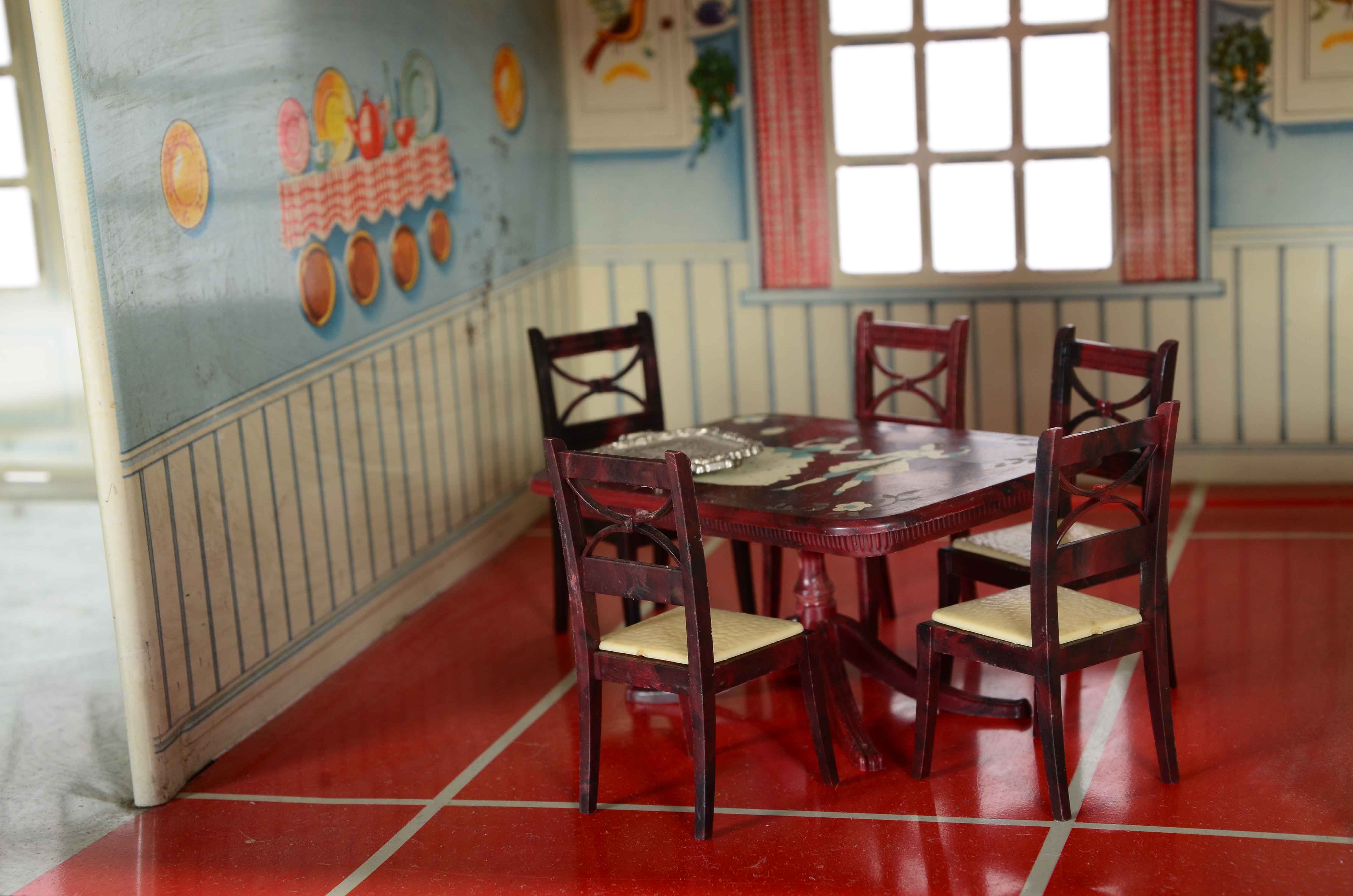 Marx Tin Litho Dollhouse with Furnishings