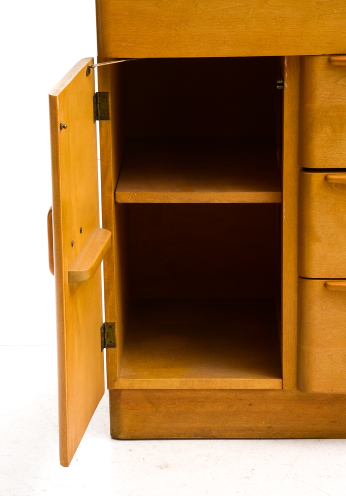 Mid Century Modern Heywood-Wakefield Buffet and Hutch