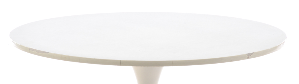 Vintage Mid Century Modern Tulip Dining Table In the Style of Knoll