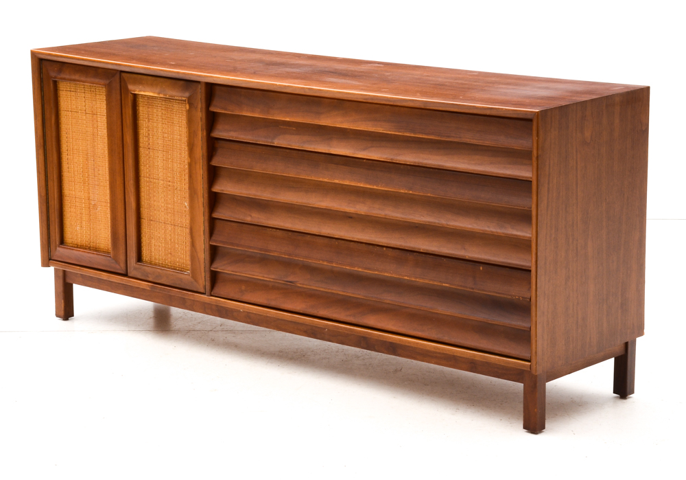 Mid Century Modern Credenza by American of Martinsville