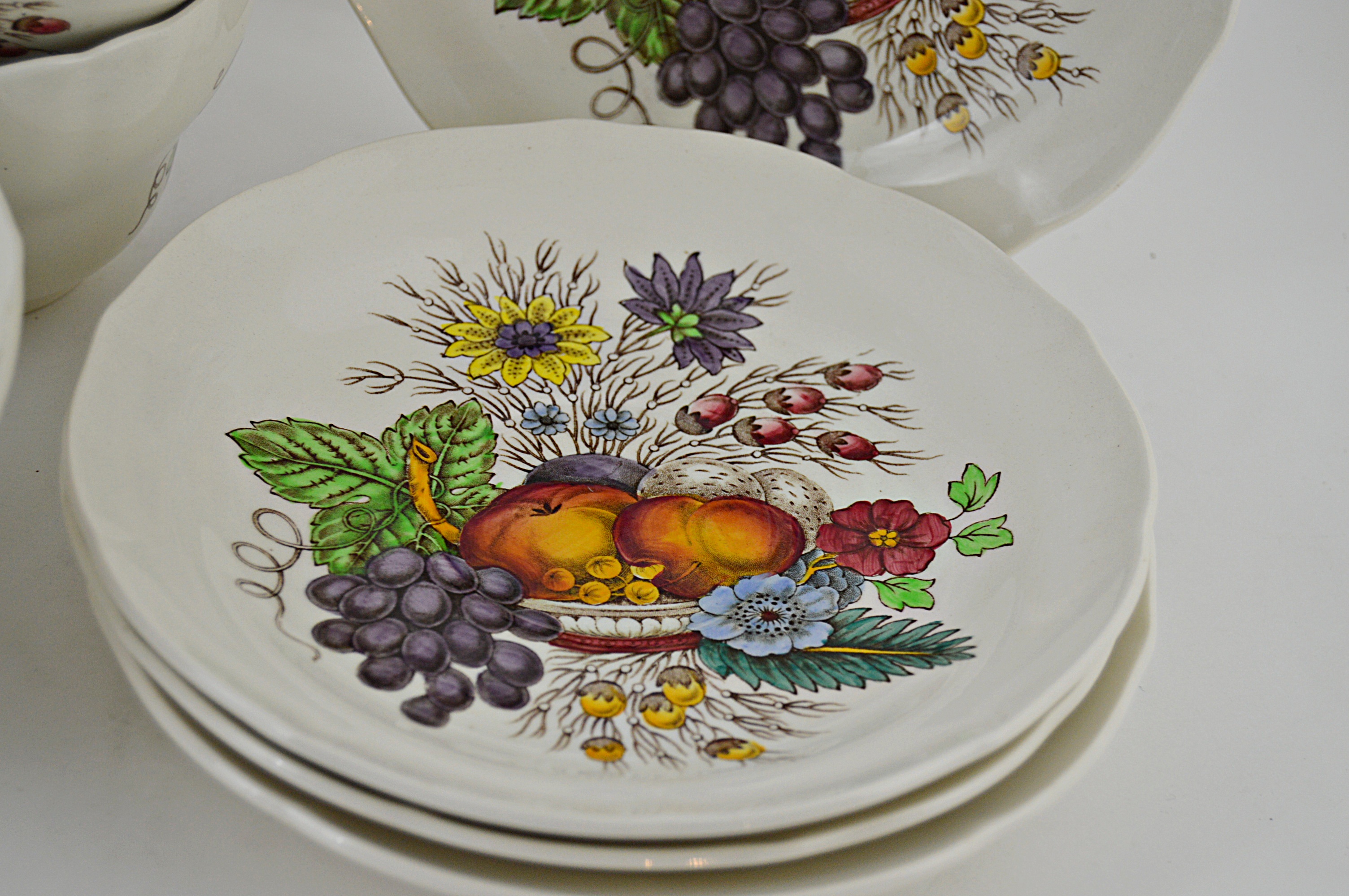 Vintage Copeland Spode "Reynolds" Bone China Teacups and Saucers