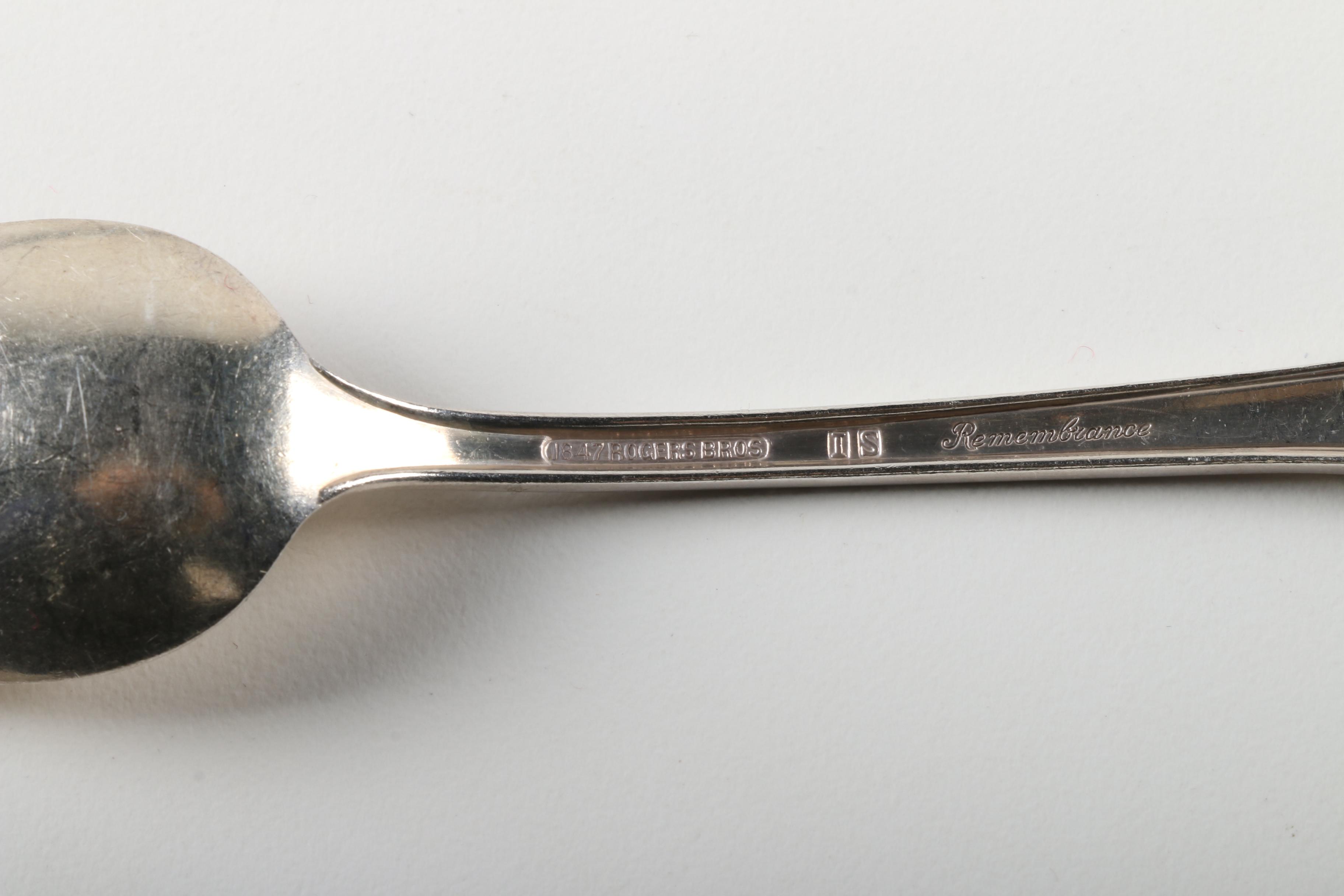 1847 Rogers Bros. "Remembrance" Silver-Plated Flatware Set