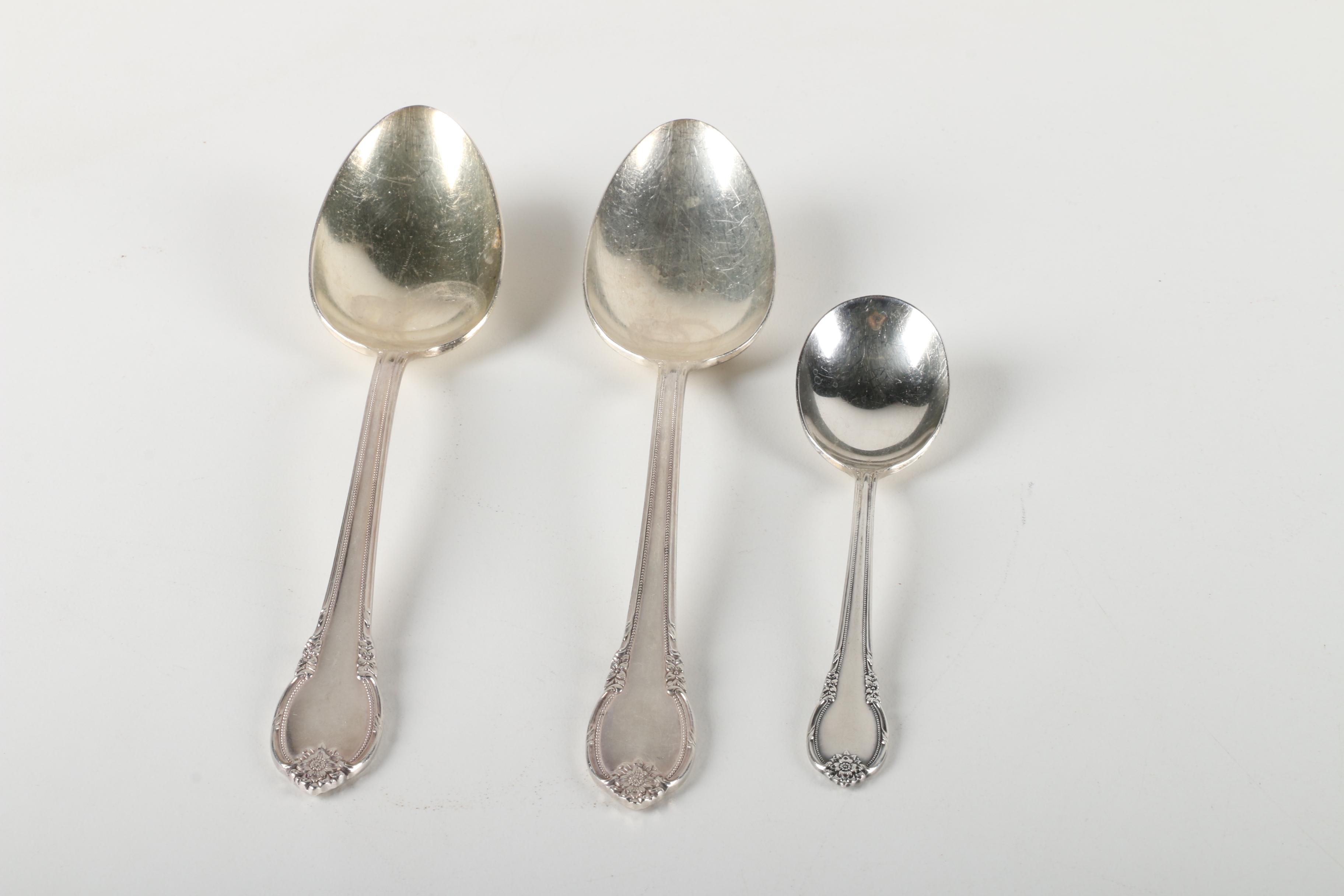 1847 Rogers Bros. "Remembrance" Silver-Plated Flatware Set