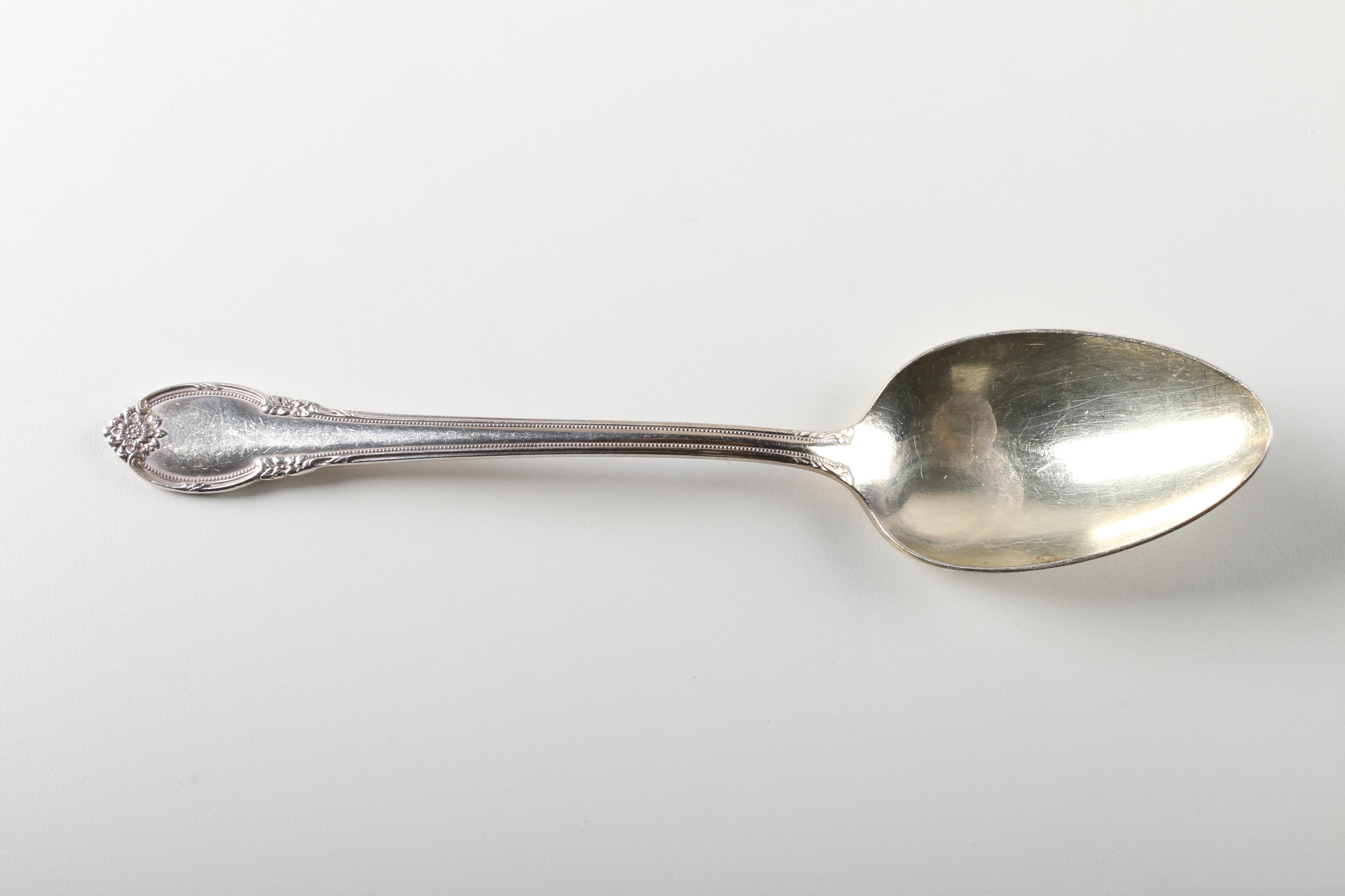 1847 Rogers Bros. "Remembrance" Silver-Plated Flatware Set