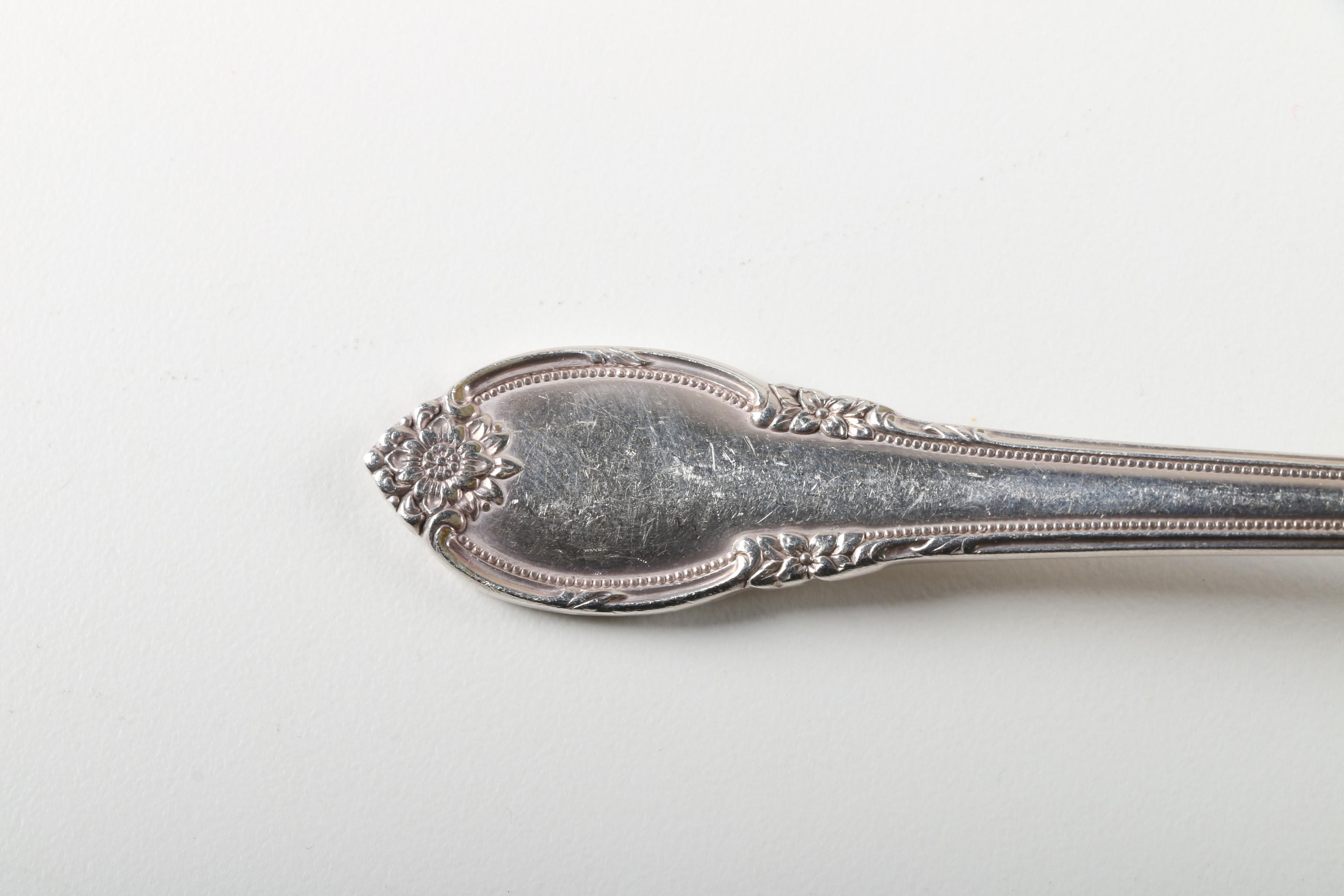 1847 Rogers Bros. "Remembrance" Silver-Plated Flatware Set