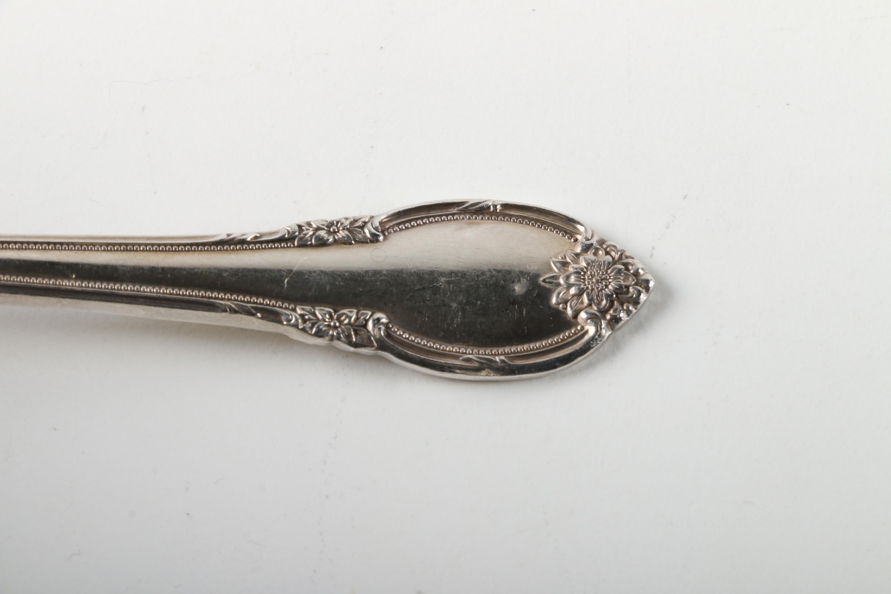 1847 Rogers Bros. "Remembrance" Silver-Plated Flatware Set