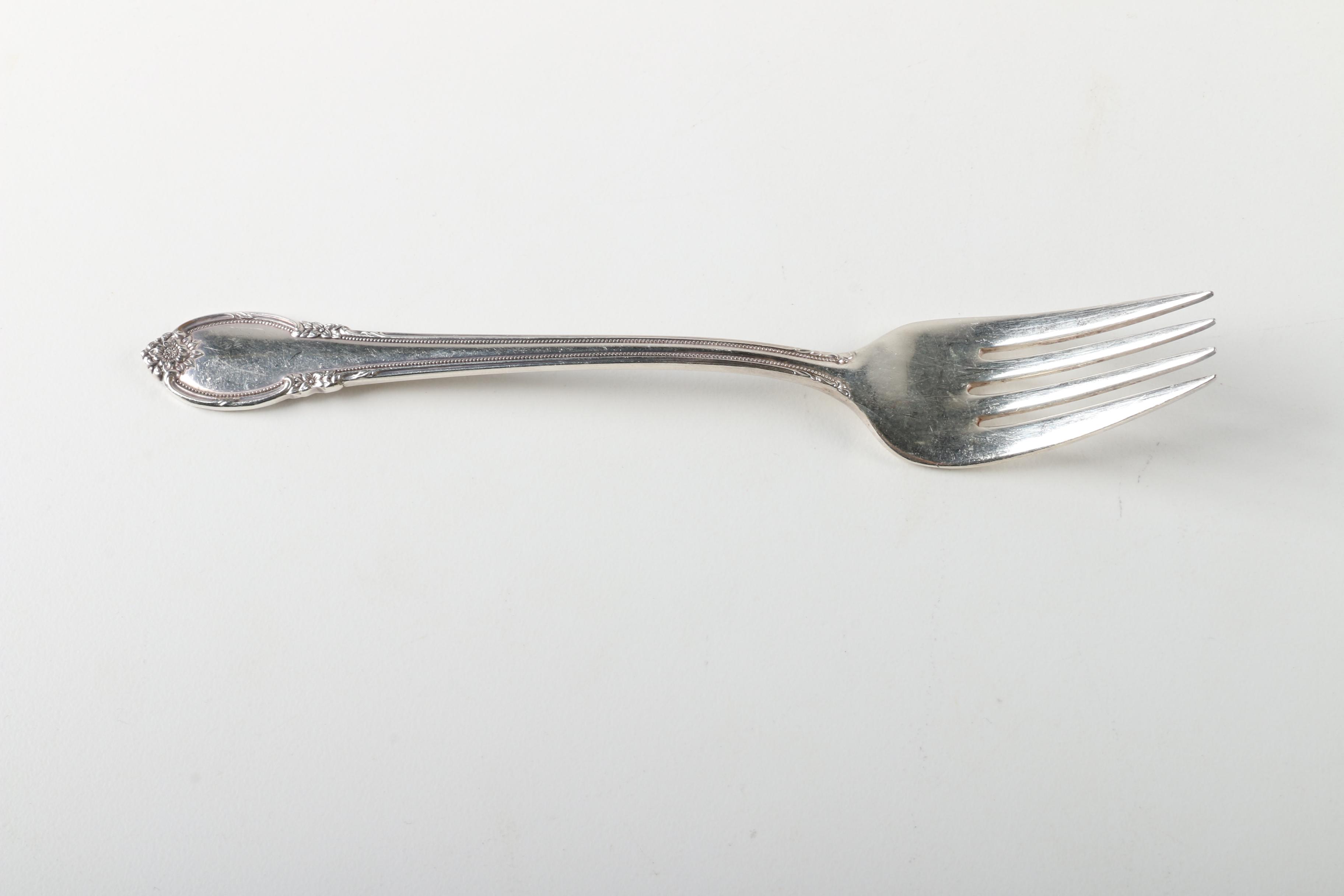 1847 Rogers Bros. "Remembrance" Silver-Plated Flatware Set