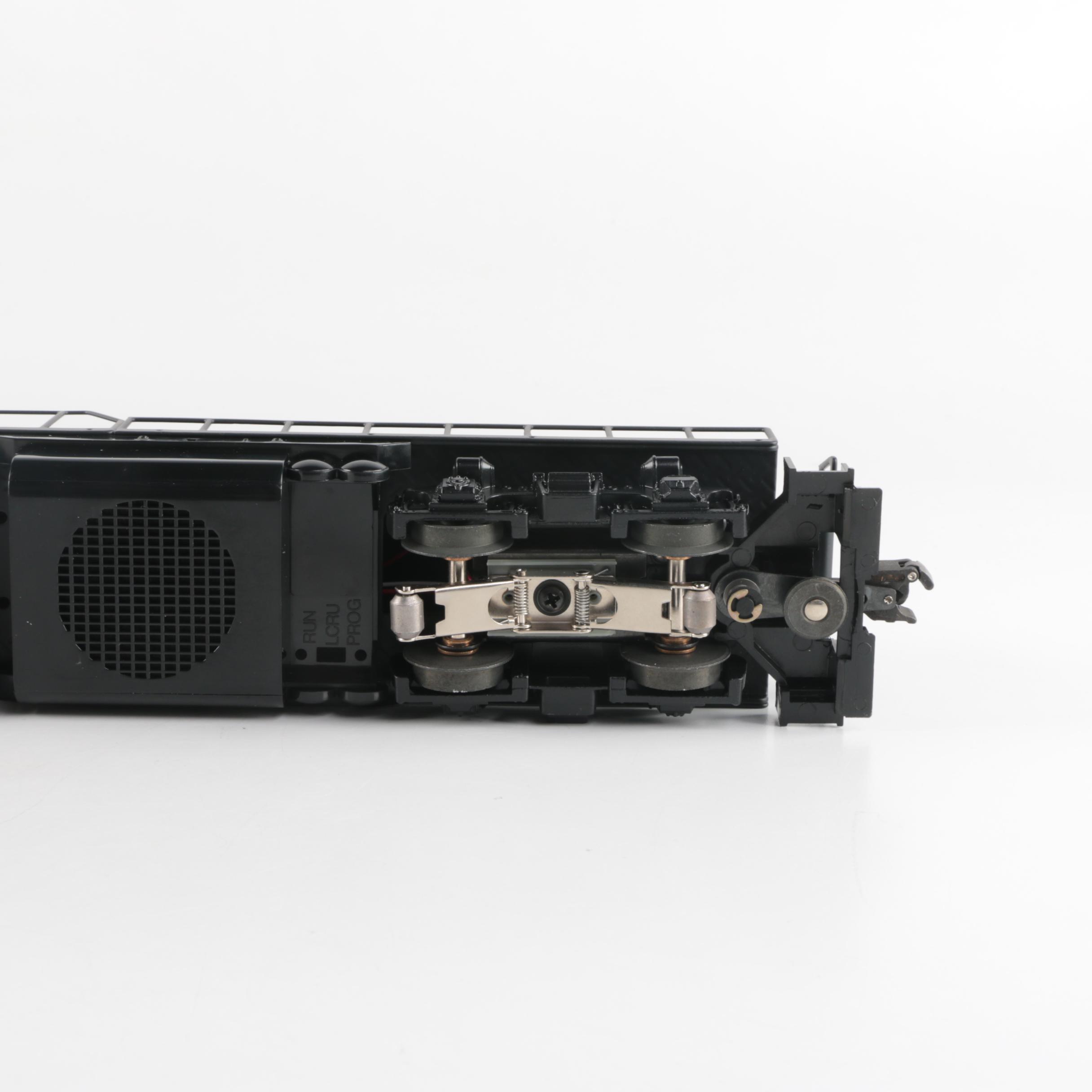 Lionel New York Central GP-9 Non-Powered B-Unit Diesel Locomotive