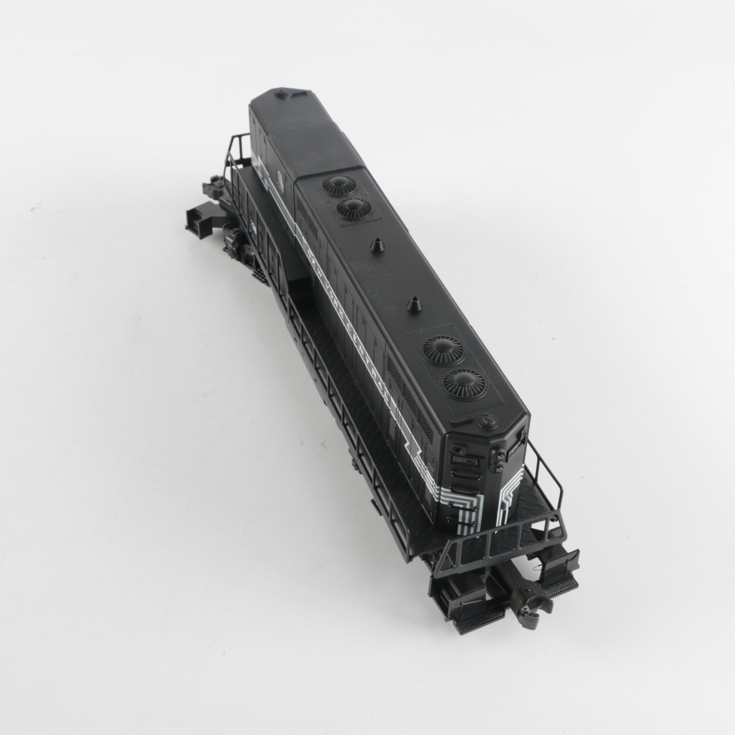 Lionel New York Central GP-9 Non-Powered B-Unit Diesel Locomotive