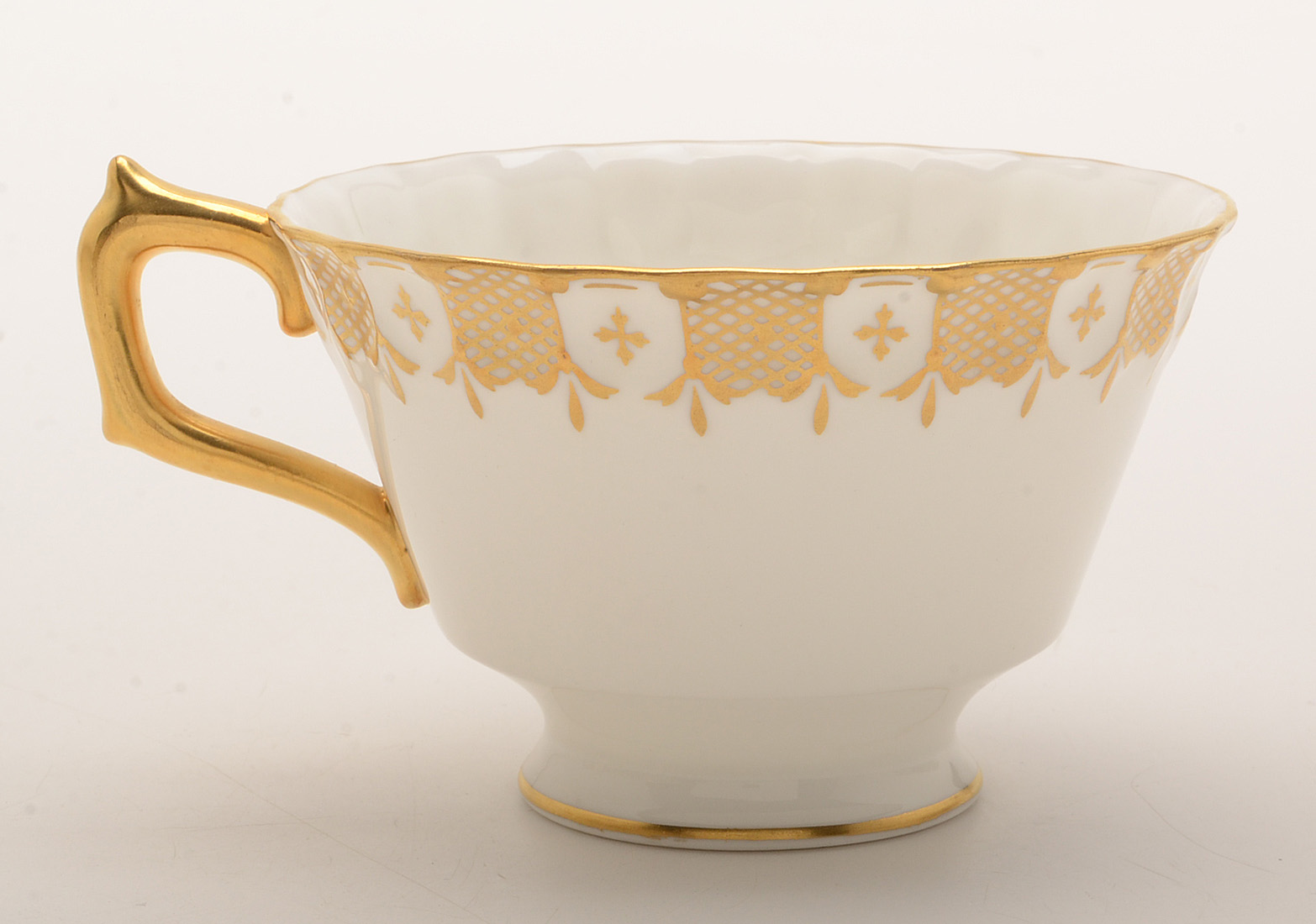 Royal Crown Derby "Heraldic Gold" China Service For Twelve