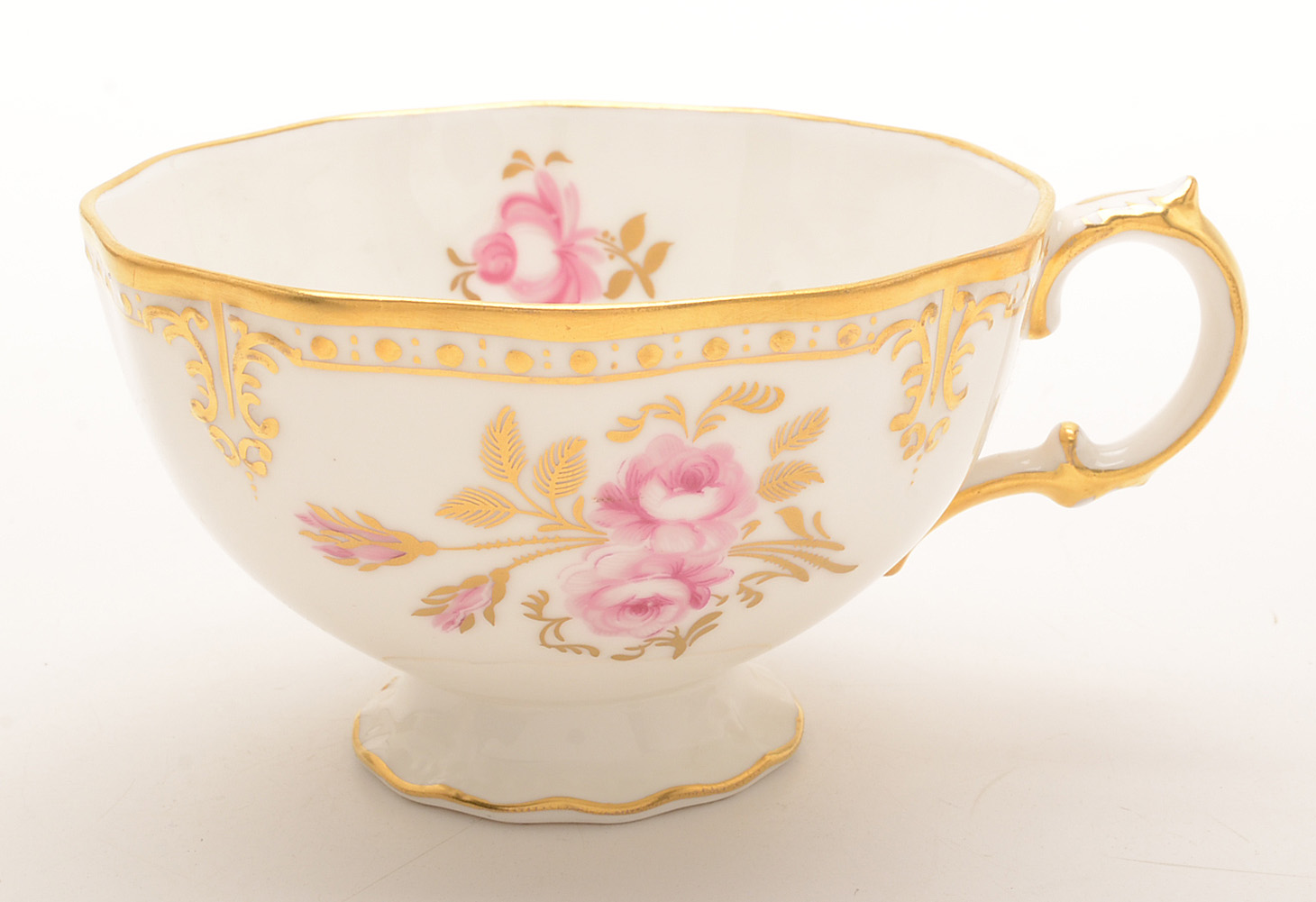 Royal Crown Derby "Royal Pinxton Roses" Bone China Service for Twelve
