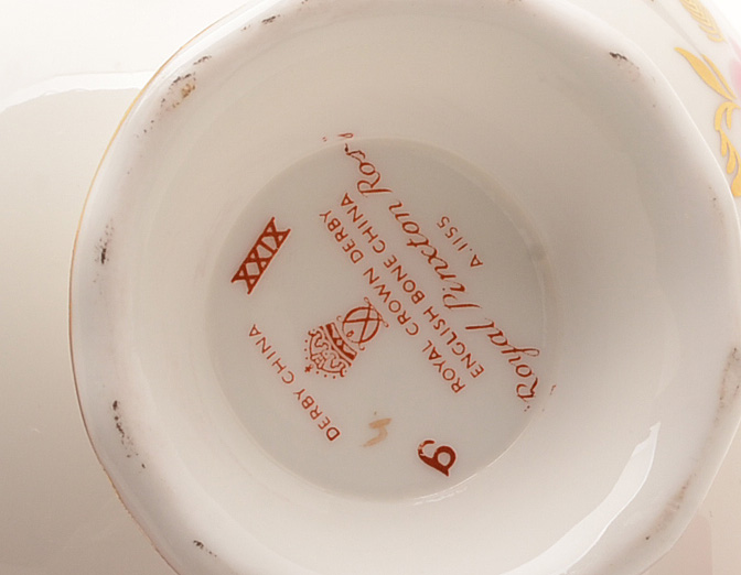 Royal Crown Derby "Royal Pinxton Roses" Bone China Service for Twelve