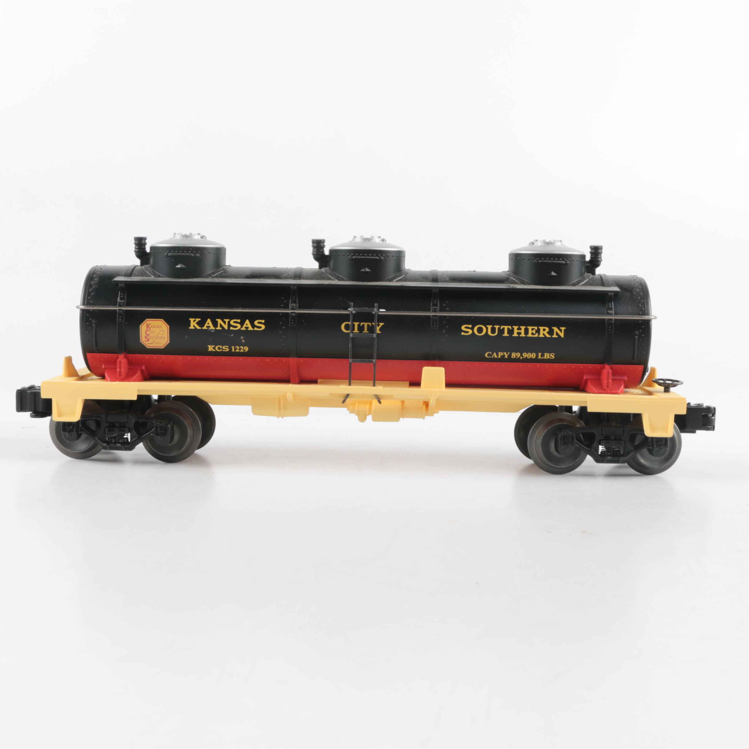 Lionel Kansas City Southern Three-Dome Tank Car