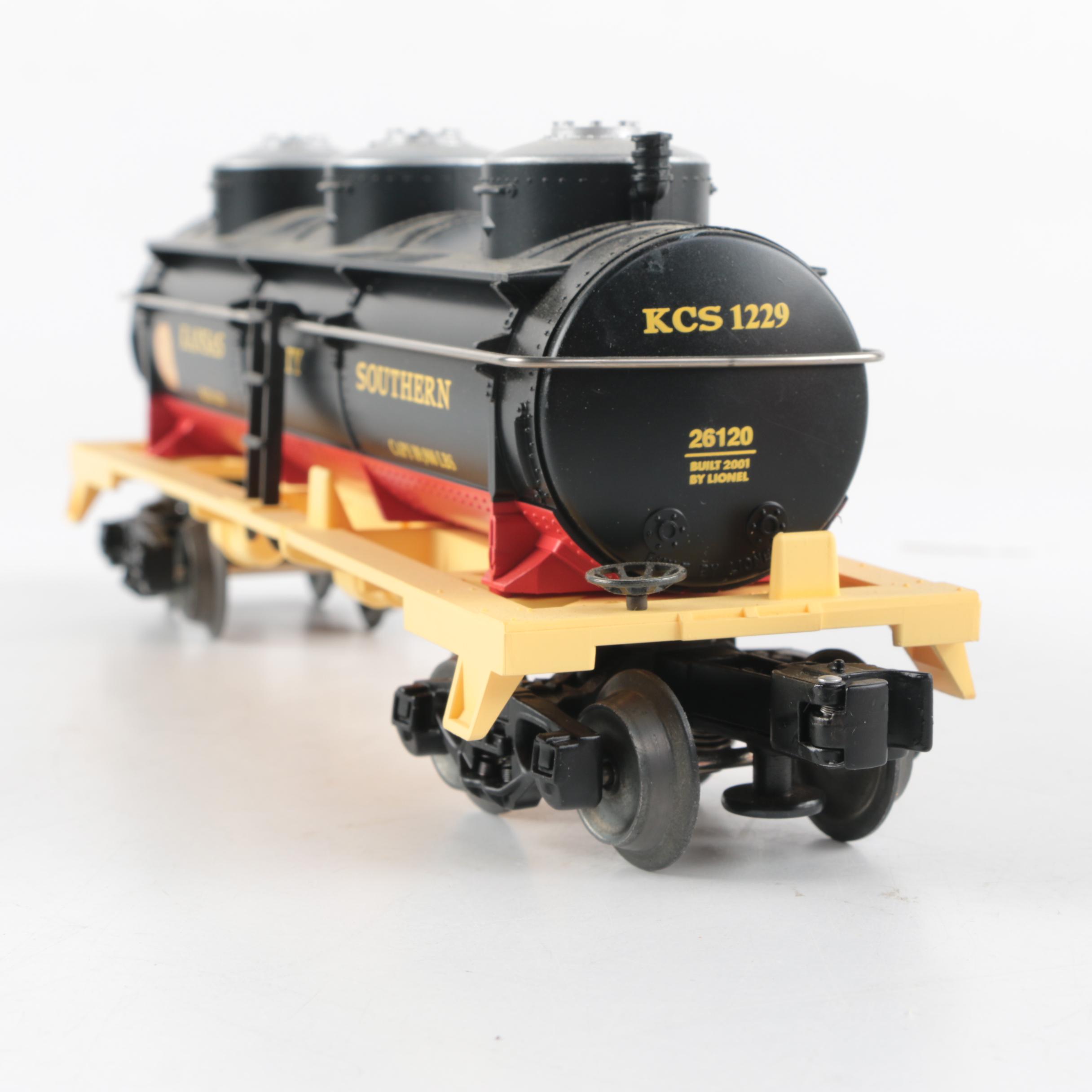 Lionel Kansas City Southern Three-Dome Tank Car