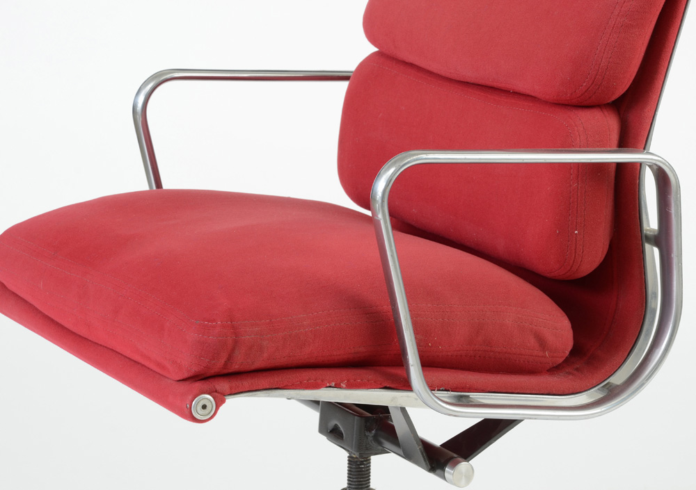 Vintage Eames for Herman Miller "Aluminum Group" Desk Chair