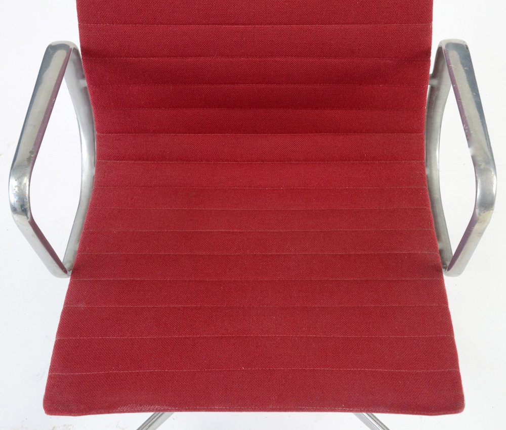 Vintage Eames for Herman Miller "Aluminum Group" Desk Chair