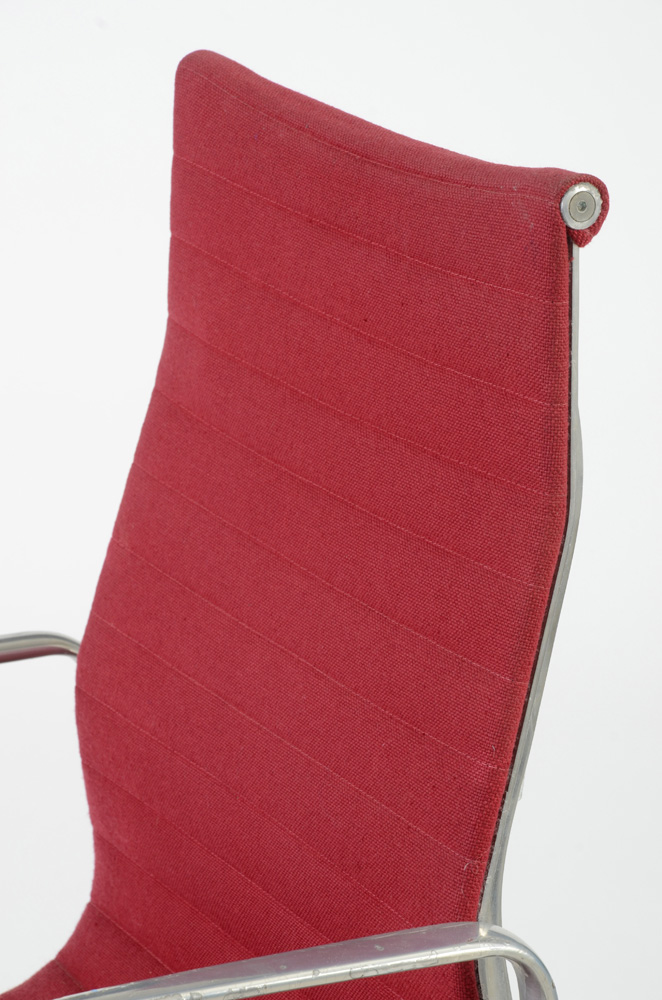 Vintage Eames for Herman Miller "Aluminum Group" Desk Chair