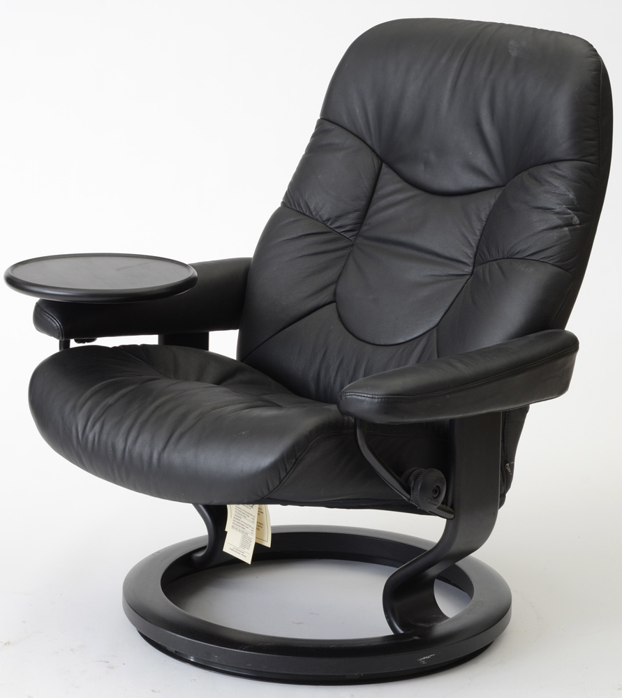 Black Leather "Stressless" Adjustable Chair and Ottoman by Ekornes / Norway