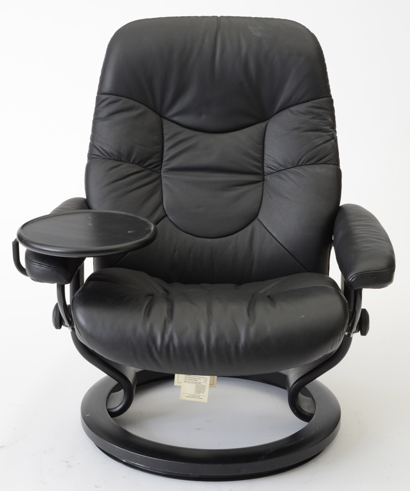 Black Leather "Stressless" Adjustable Chair and Ottoman by Ekornes / Norway