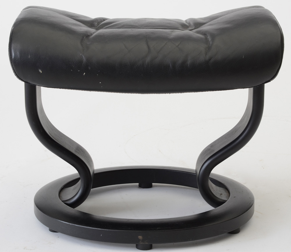 Black Leather "Stressless" Adjustable Chair and Ottoman by Ekornes / Norway