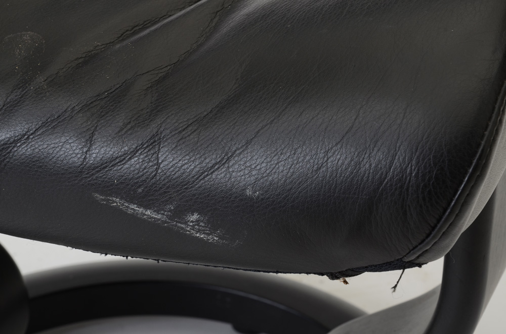 Black Leather "Stressless" Adjustable Chair and Ottoman by Ekornes / Norway