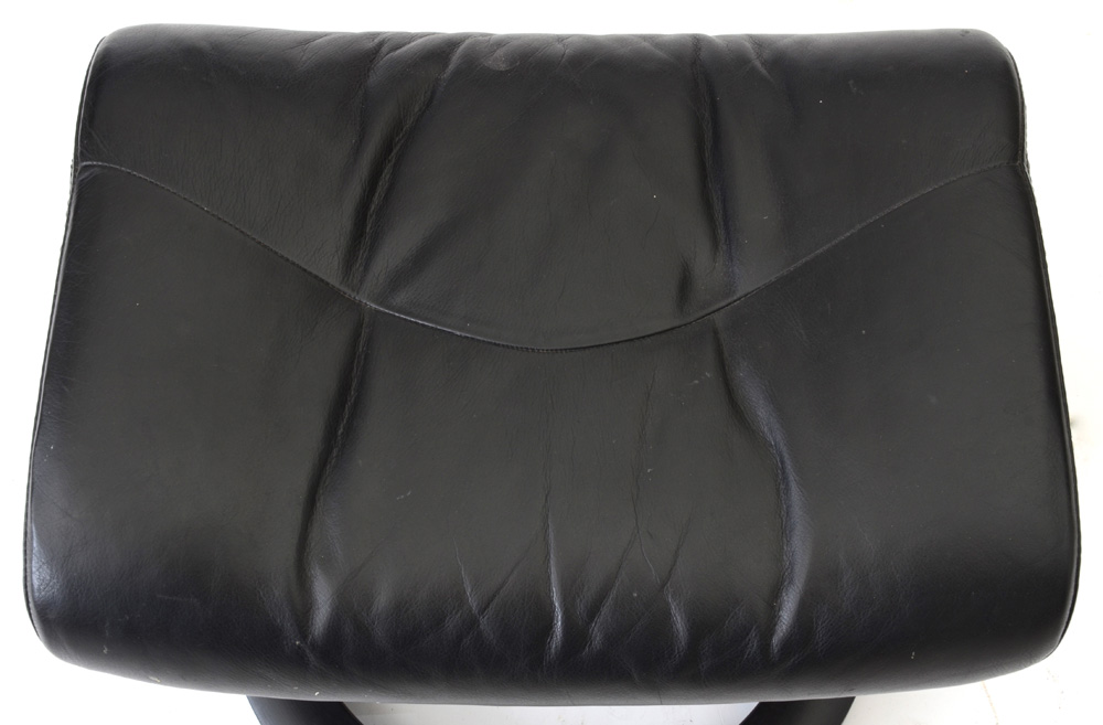 Black Leather "Stressless" Adjustable Chair and Ottoman by Ekornes / Norway