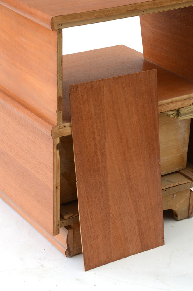 Pair of Mid Century Modern Nightstands