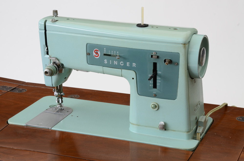 Mid Century Vintage Singer Sewing Machine with Table