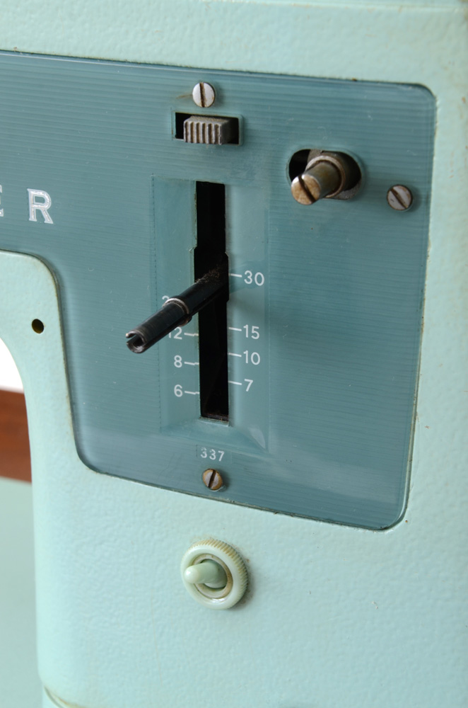 Mid Century Vintage Singer Sewing Machine with Table