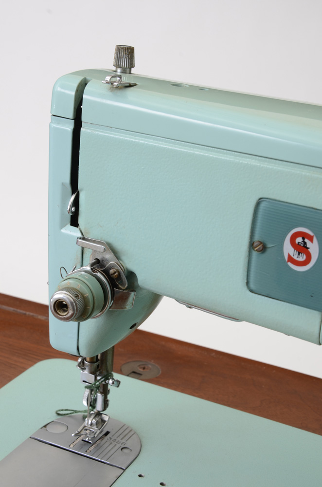 Mid Century Vintage Singer Sewing Machine with Table