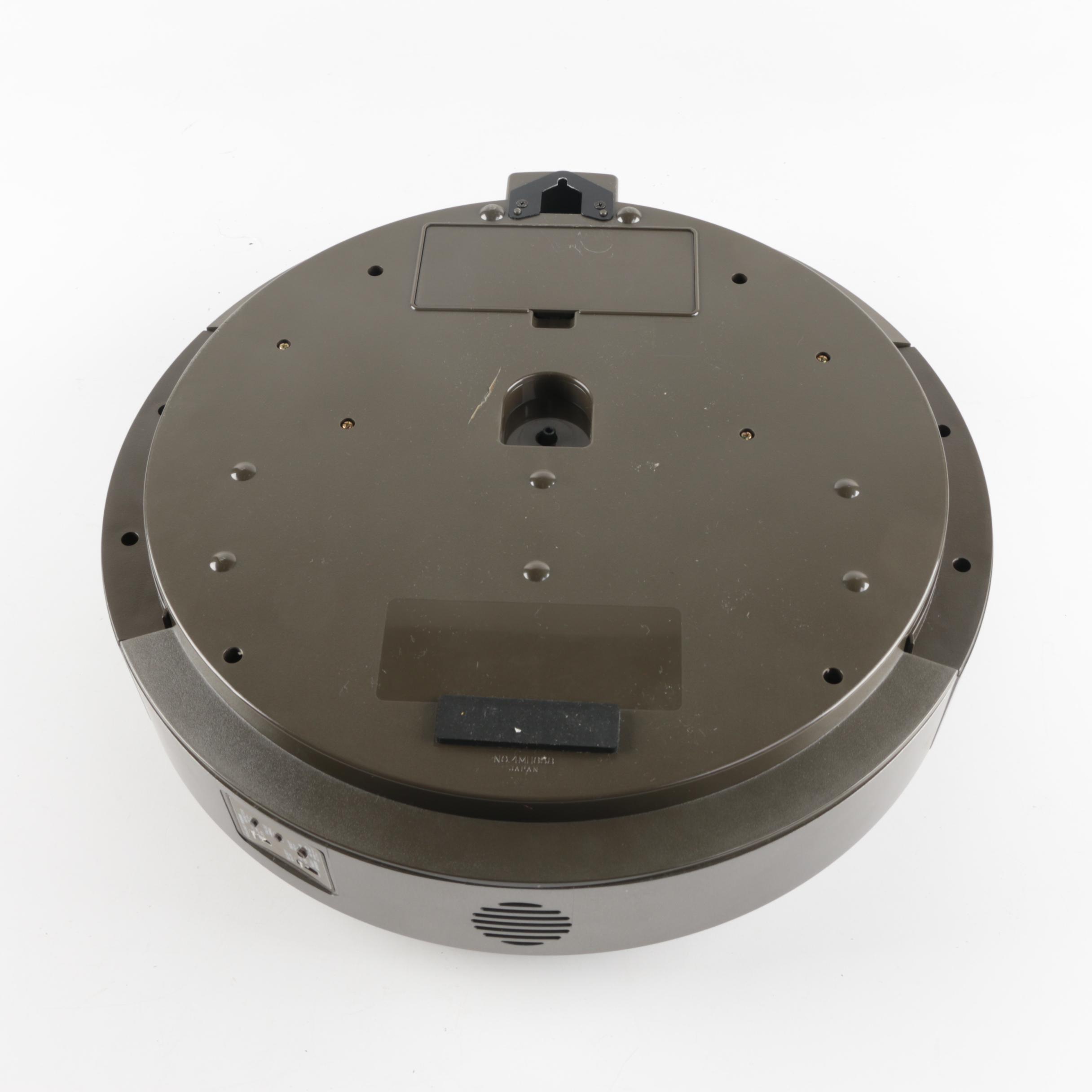 Rhythm Japan "Small World" Hourly Sound Clock