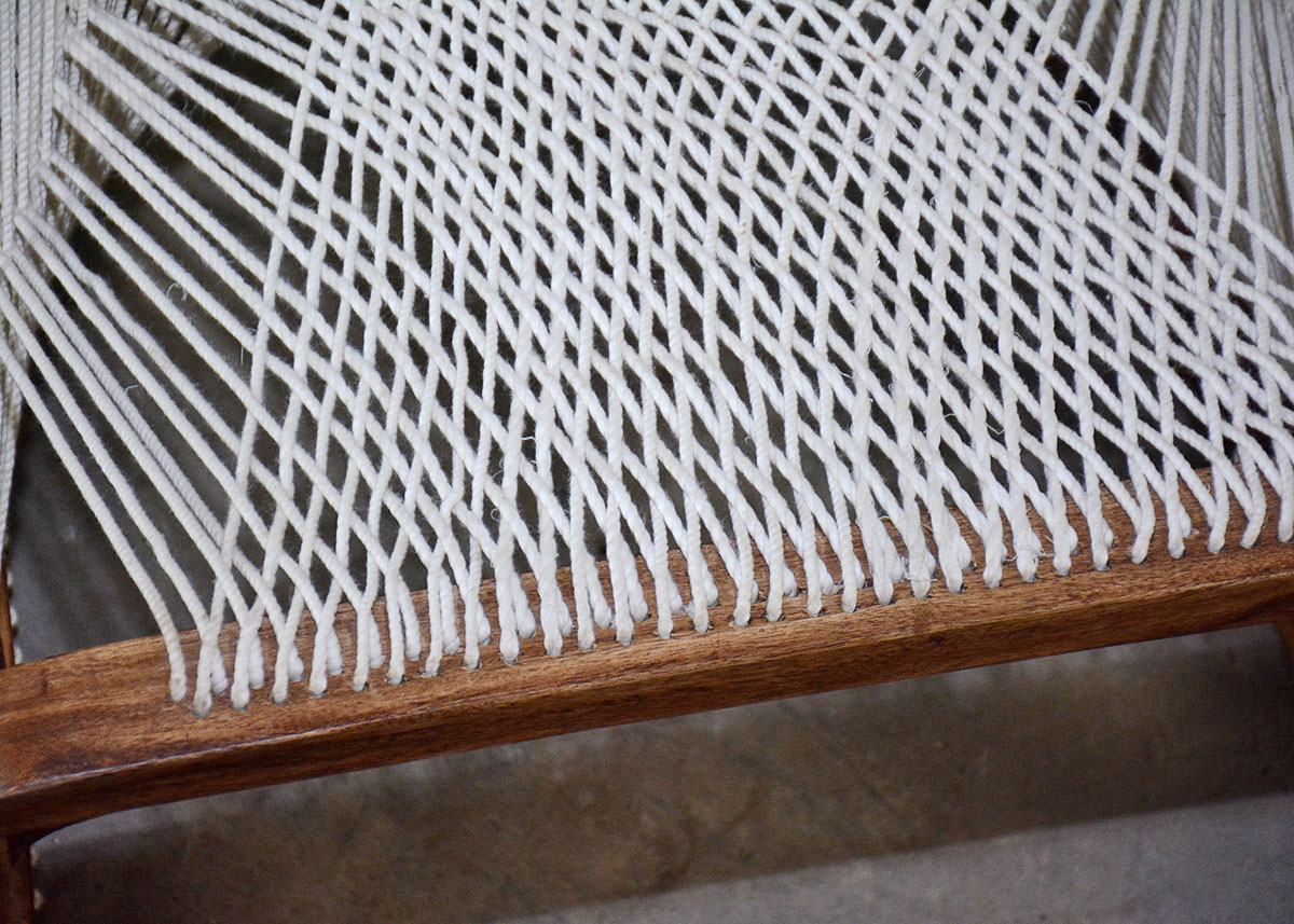 Danish Modern Style String Chair with Footrest