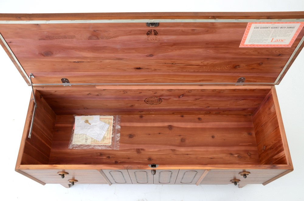 Mid Century Modern Lane "Sweetheart" Cedar Chest