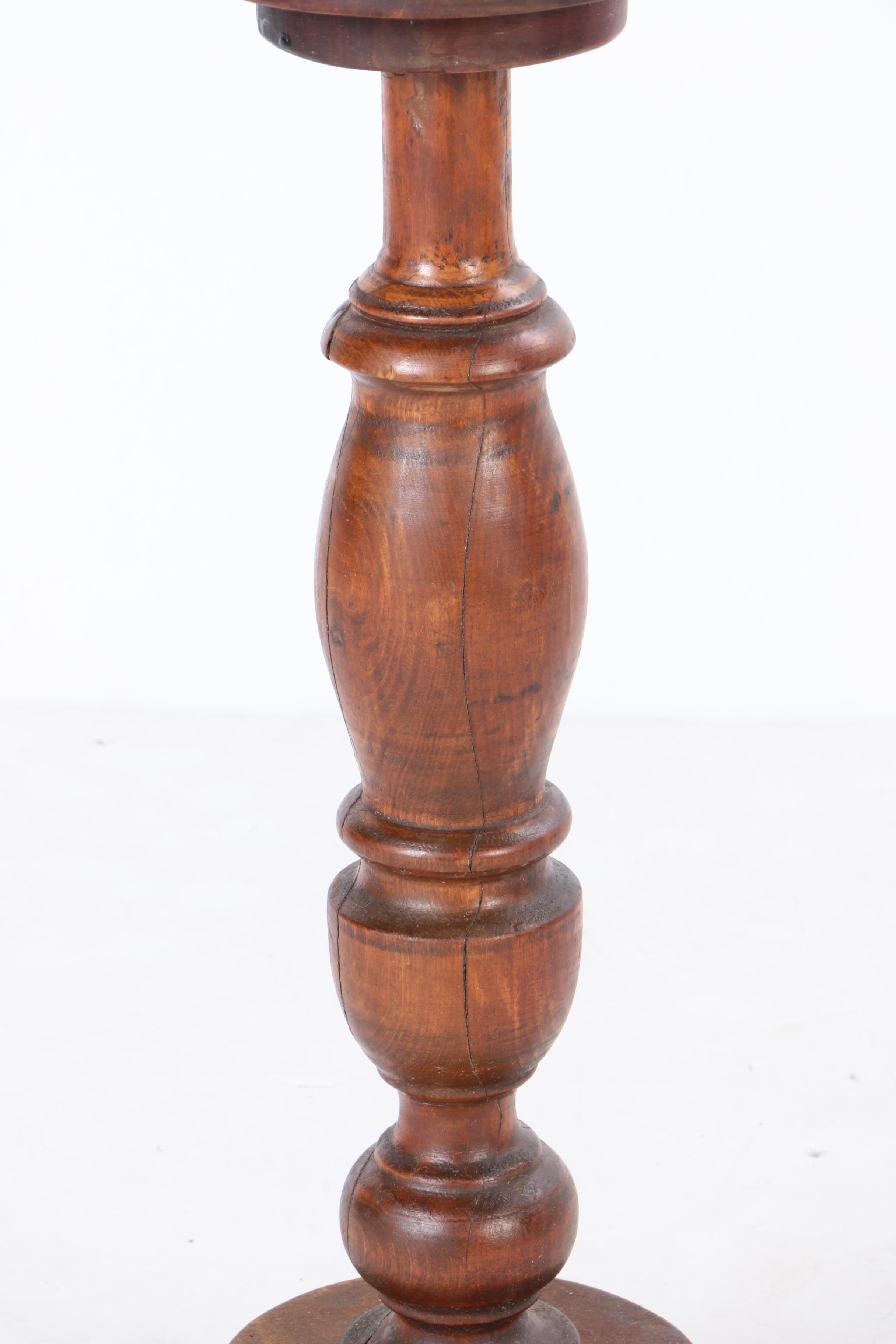 Dark Oak Pedestal