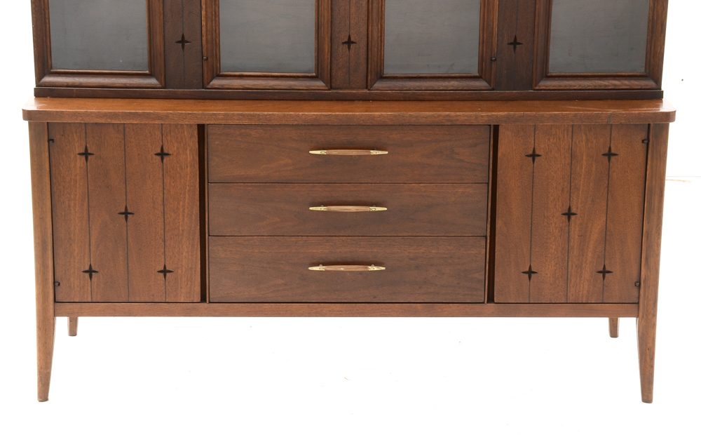 Mid Century Modern China Cabinet by Broyhill