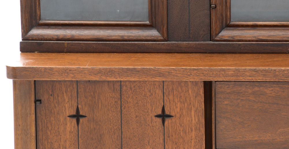 Mid Century Modern China Cabinet by Broyhill