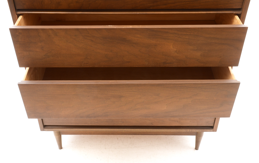 Mid Century Modern Dresser