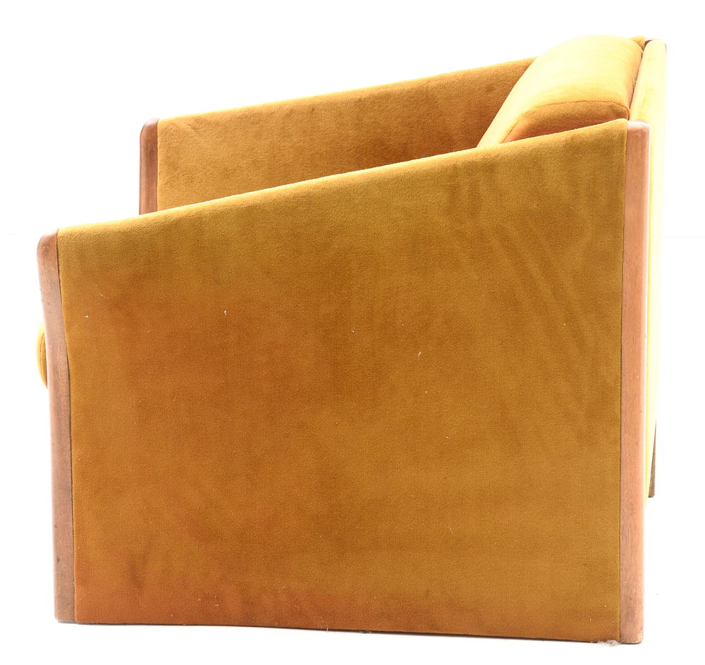 Pair of Vintage Club Chairs by Brayton International