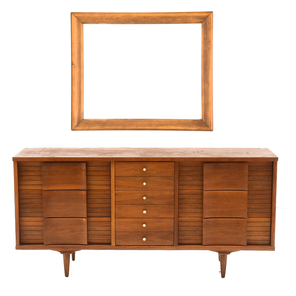 Mid Century Modern Walnut Dresser With Mirror