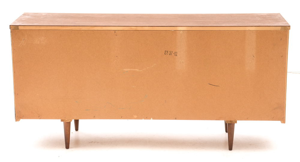 Mid Century Modern Walnut Dresser With Mirror