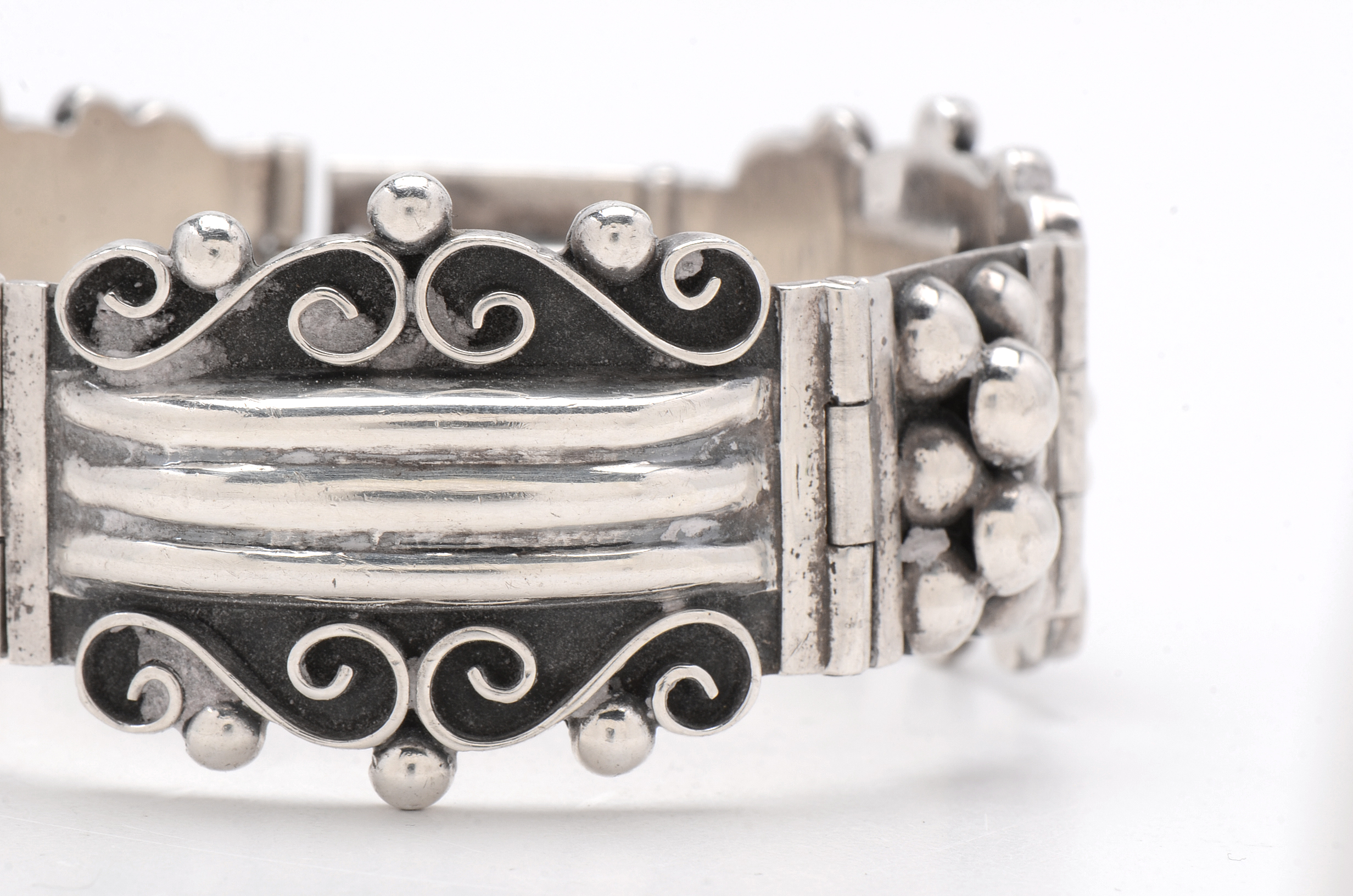 Vintage Hinged Mexican Sterling Silver Bracelet
