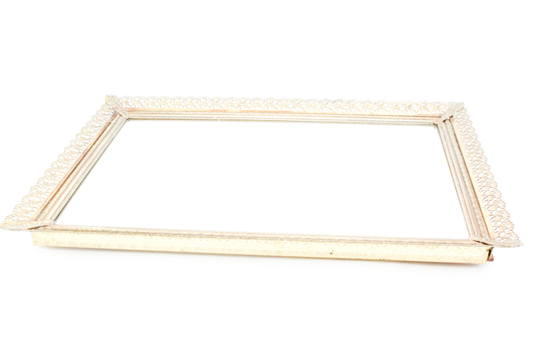 Vintage Boudoir Decor