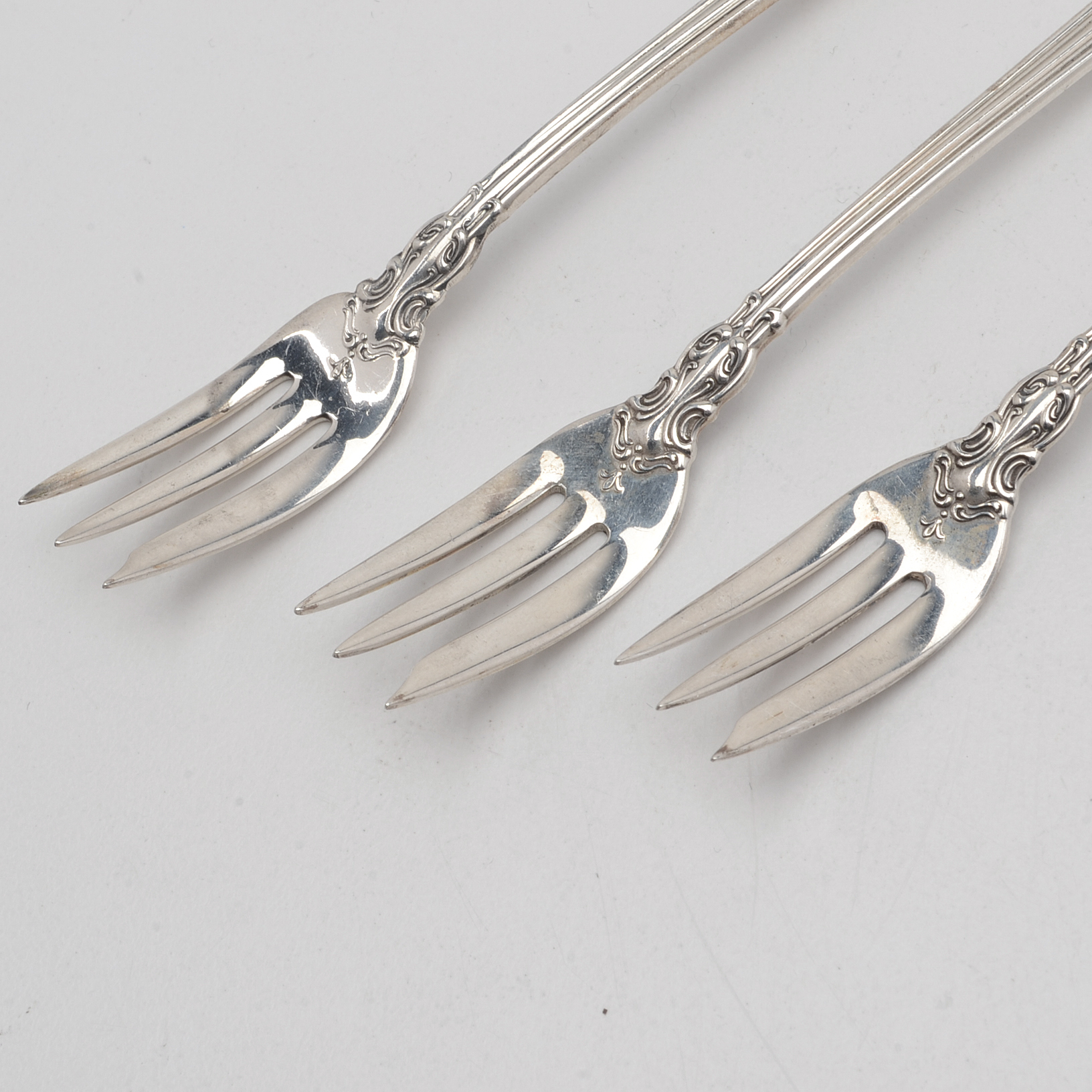 Gorham "Chantilly" Flatware and Serving Items