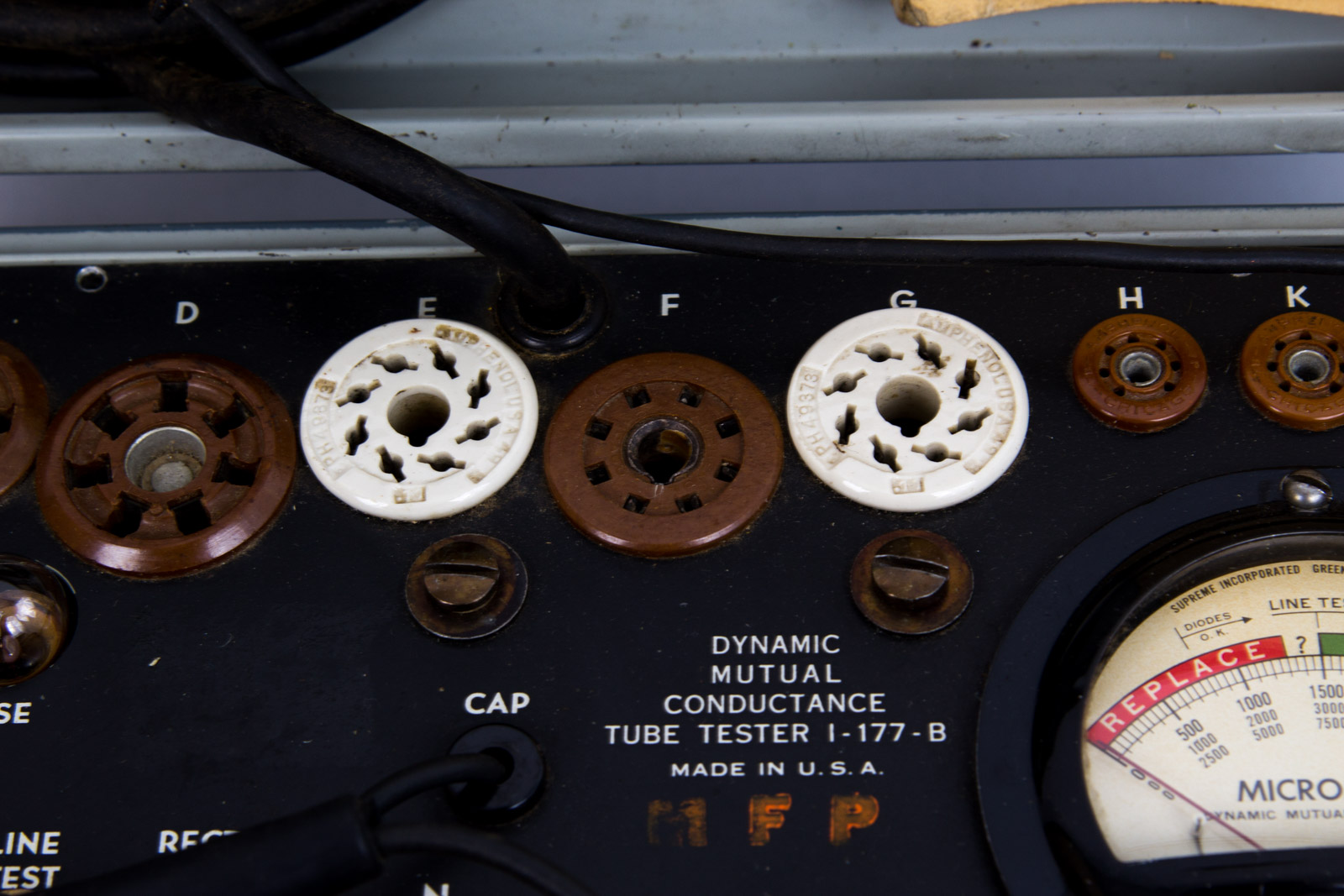 Signal Corp Tube Tester Model 1-77-B