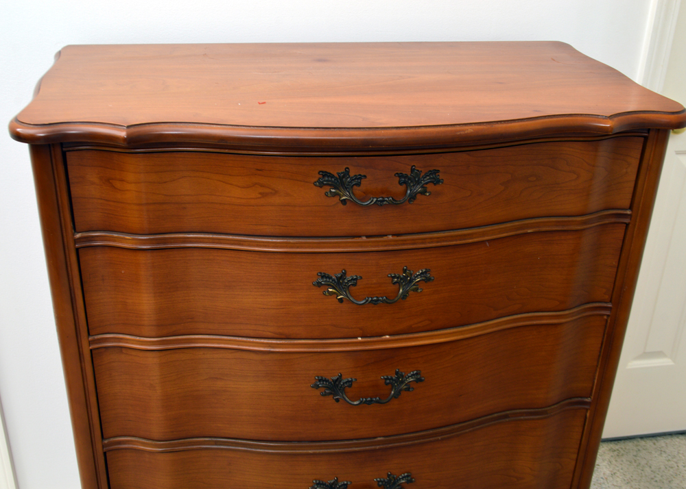 Vintage French Provincial Style Chest of Drawers by American Drew