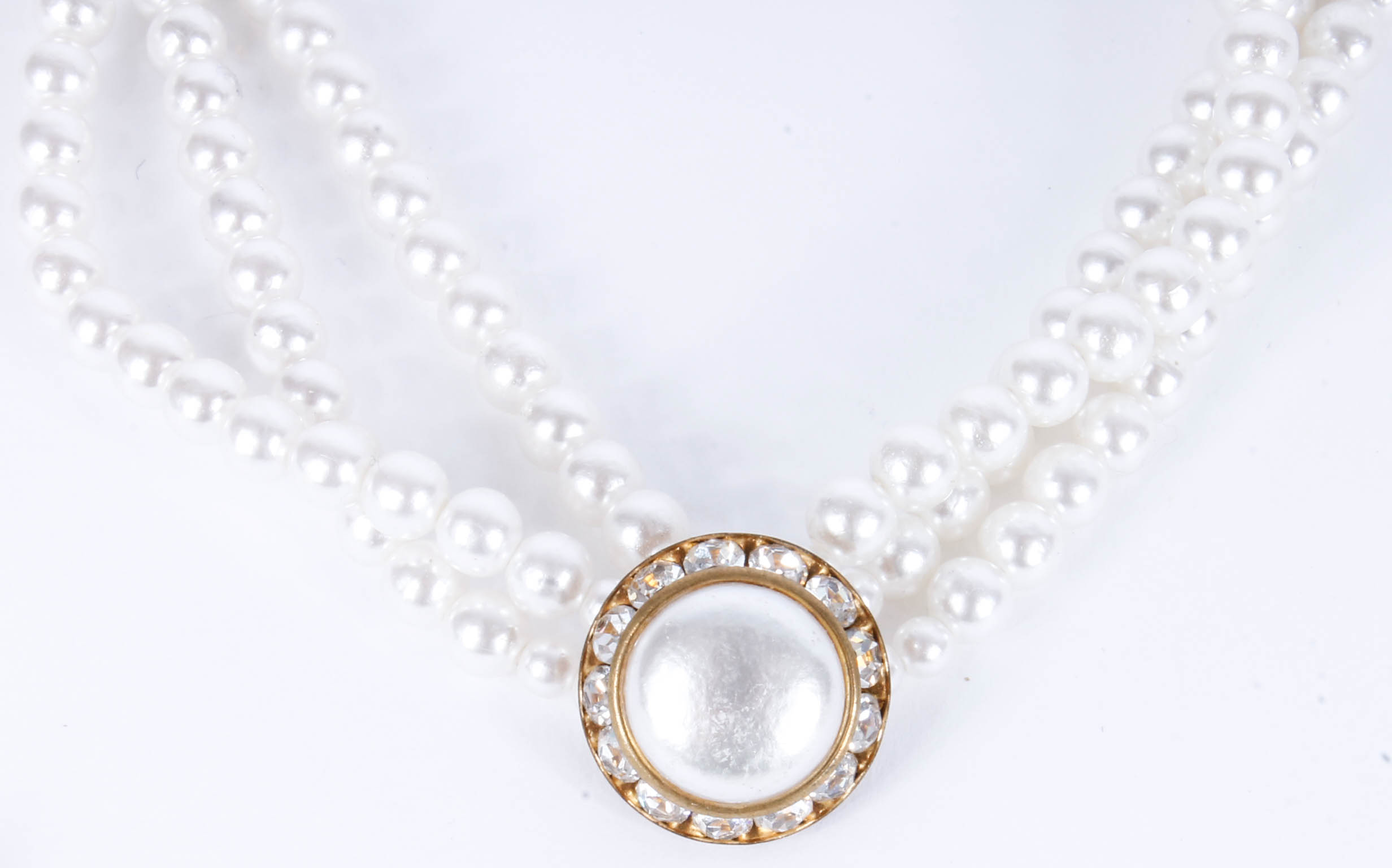 Imitation Pearl Costume Jewelry Assortment