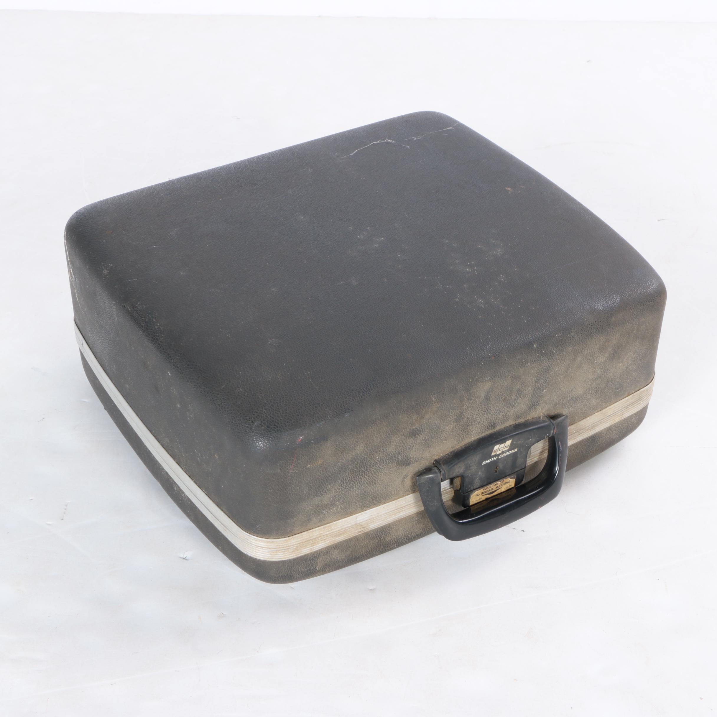 Smith Corona Electric Typewriter with Carrying Case