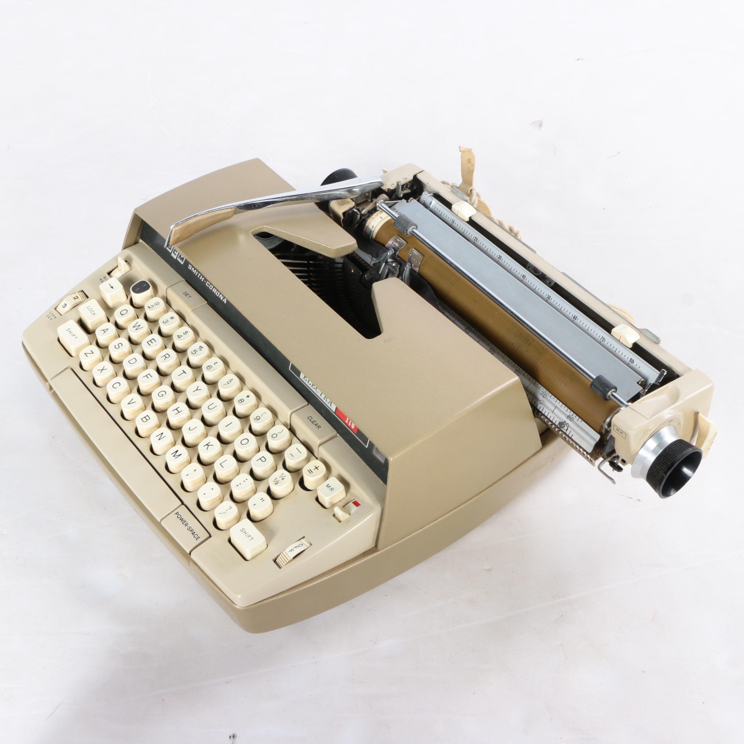 Smith Corona Electric Typewriter with Carrying Case
