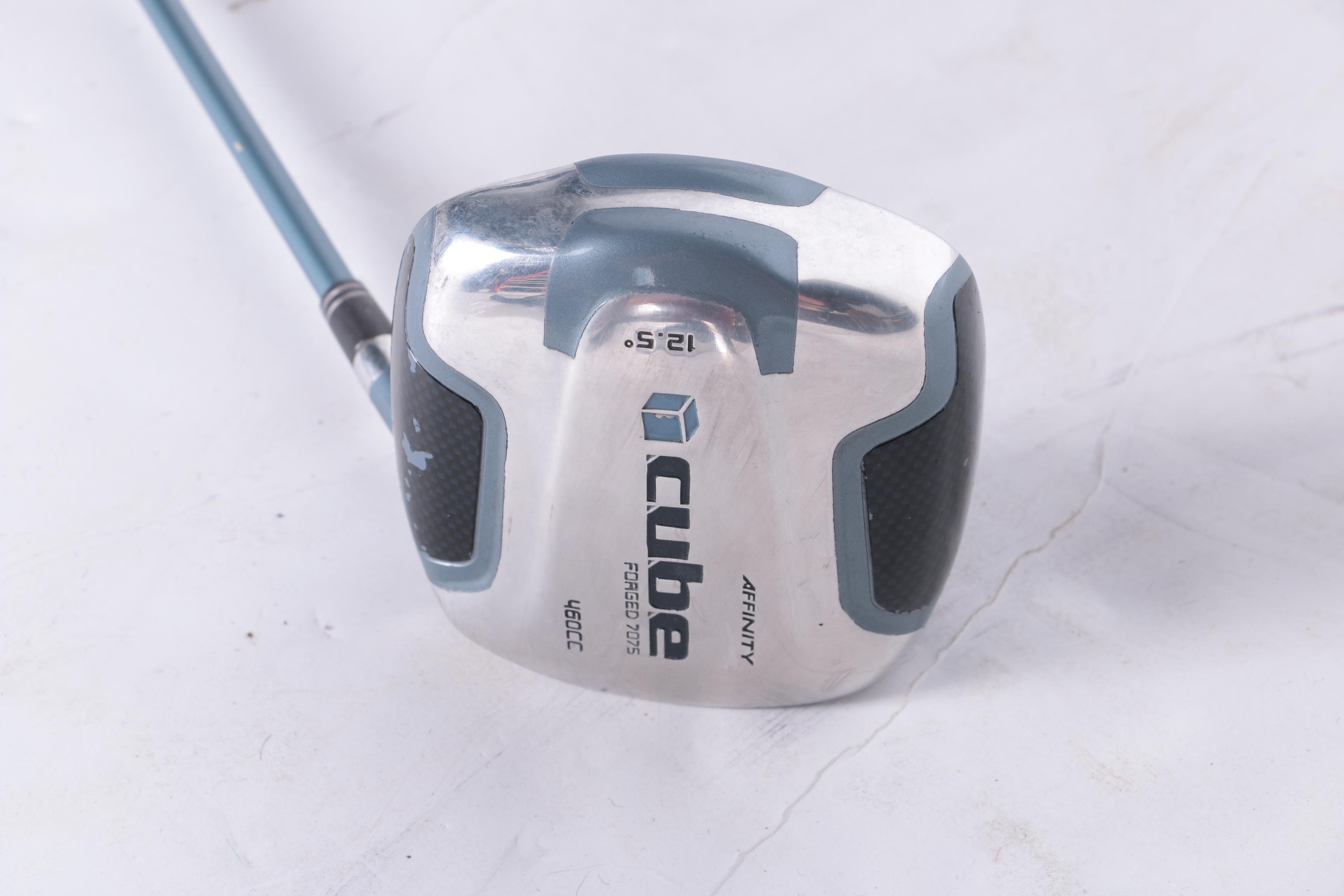 Affinity Golf Bag with Assorted Clubs